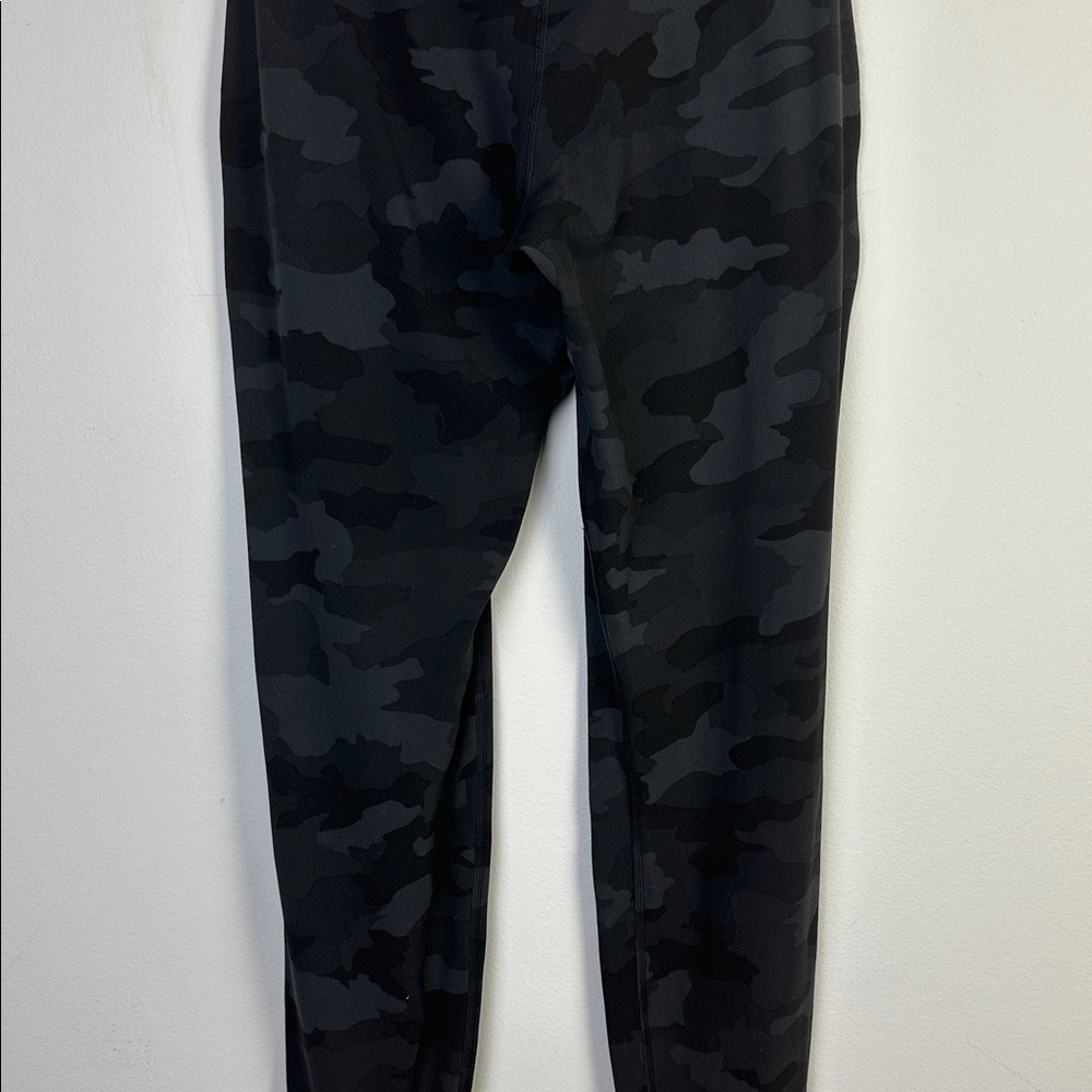 Lululemon Align Joggers 28” in Heritage 365 Camo Deep Coal Size 2 Pockets Casual - Picture 11 of 16